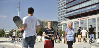 Perfil del veïnat dels barris de Sants-Montjuïc