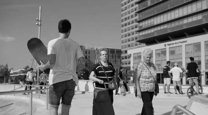 Els barris de La Marina són com una perdigonada en unes estovalles”