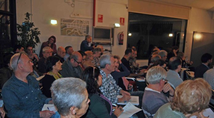 Els problemes de mobilitat i incivisme s’exposen al consell de barri de Font de la Guatlla