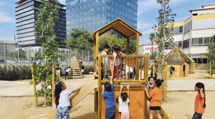 L’Àgora de mestres i famílies Escola Enric Granados