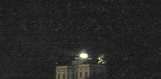 El faro de Montjuïc: una luz que no ilumina a todos