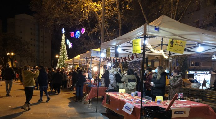 Un mercat nadalenc se suma a les ofertes de Nadal al barri