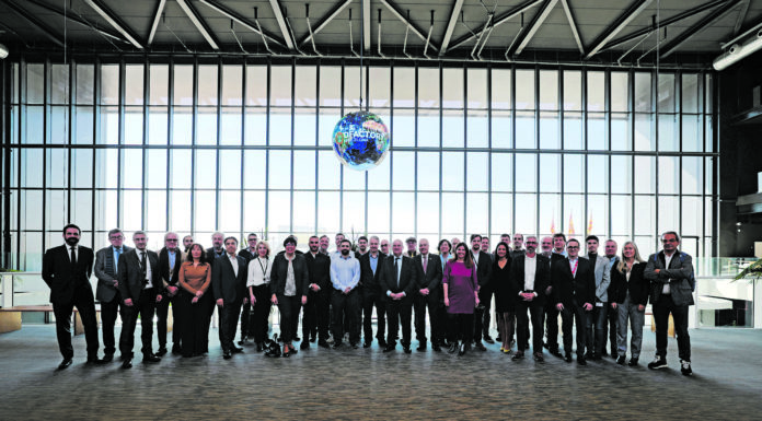 Jordi Hereu considera que Barcelona està ben posicionada per ser una de les referències de la nova indústria a Espanya