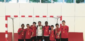 L’equip de Hoquei de l’Institut Montjuïc es proclama campió de la lliga del Consell de l’Esport Escolar de Barcelona