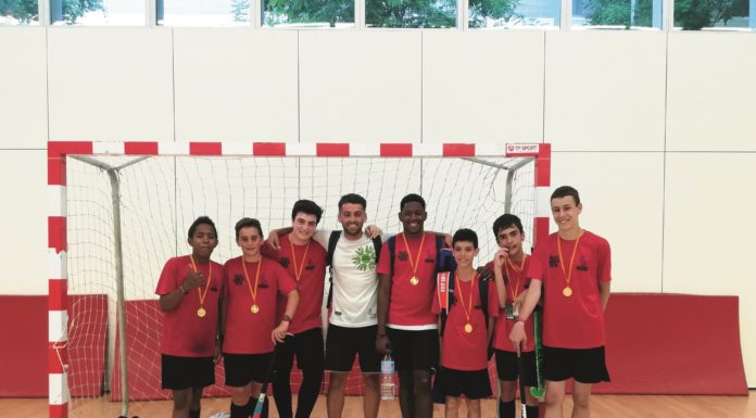 L’equip de Hoquei de l’Institut Montjuïc es proclama campió de la lliga del Consell de l’Esport Escolar de Barcelona
