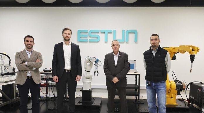 L’empresa líder en robòtica industrial de la Xina aterra a Espanya a través de DFactory Barcelona CZFB