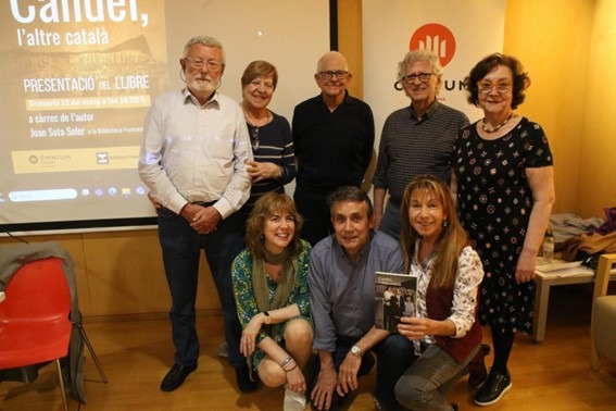 Grup d'actrius i promotors d'Amics d'Alpha 63_Josep Vicens_0