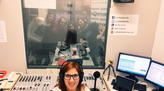 Sis esperits i un despertador a No Som Sants D'esquerra a dreta: Hector Nistal, Jordi Roca, Silvia Depares, Araitz Peppers i Gabriel Coromines