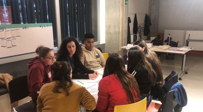 Primera trobada per impulsar els pressupostos participatius entre els més joves del barri