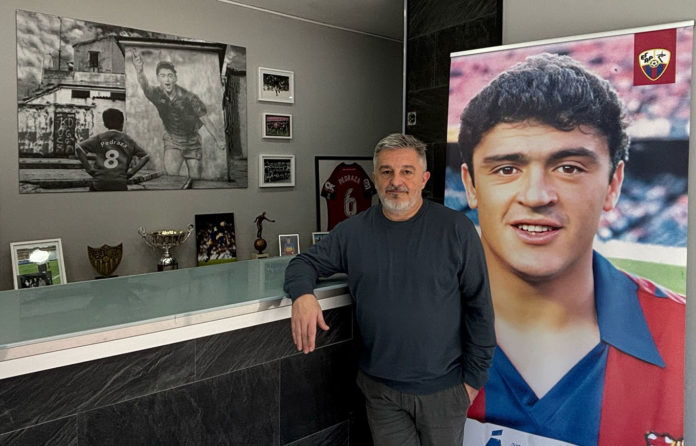 Carlos Sarto a l'Escola de Futbol Ángel Pedraza