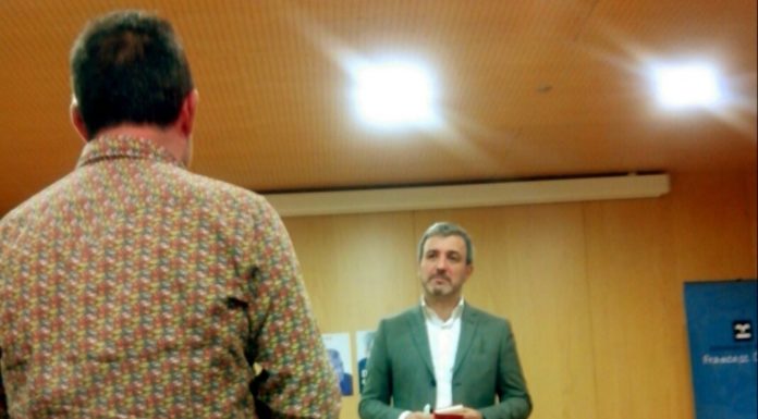 Jaume Collboni es compromet a acabar la L9 si arriba a l’alcaldia amb el PSC