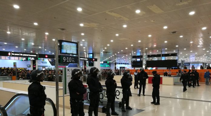 ALERTA: L’estació de Sants, tancada al públic