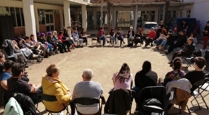 La Taula de Dones de La Marina visibilitza les “Dones i el treball precari”