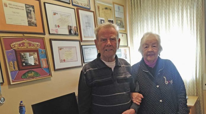 “L’escriptura ha de ser trista, feridora, quan parla de coses serioses”