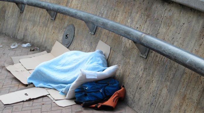 Viure sense tenir res