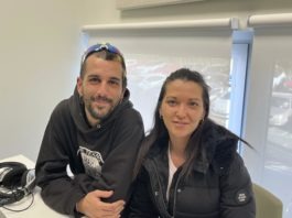 Fan fora de casa una mare amb tres fills amb discapacitat