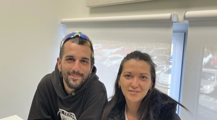 Fan fora de casa una mare amb tres fills amb discapacitat