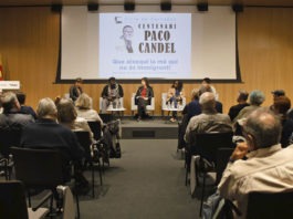 “Que aixequi la mà qui no és immigrant!”