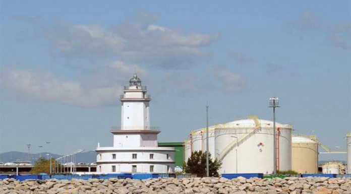 Aconseguir que el barri i el Port es mirin