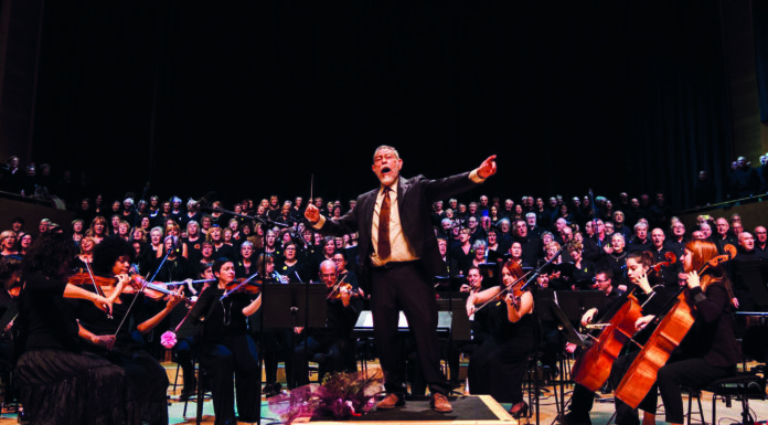 “Camins d’exili i esperança” aplega 600 cantaires sota la direcció de Josep Mut