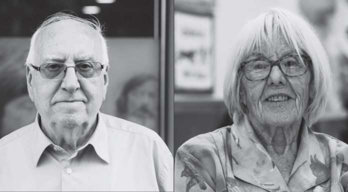 Aigües de Barcelona edita un llibre d’història del districte en què participen Julio Baños i María Ortega, d’entre altres veïns