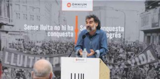 La iniciativa, d’Òmnium Cultural “Lluites compartides” es presenta als mitjans de comunicació als jardins de Can Farrero