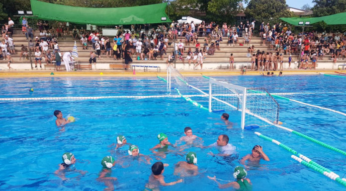 El CN Montjuïc celebra la Marea Verda Kids de waterpolo