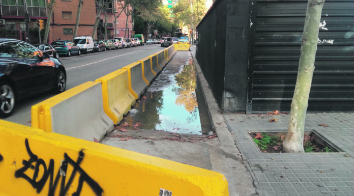 Desalojad mi acera, señores del distrito