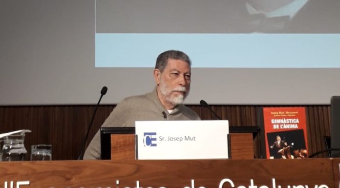 Josep Mut participa de l’homenatge a Josep Anselm Clavé i Camps al Col·legi d’Economistes