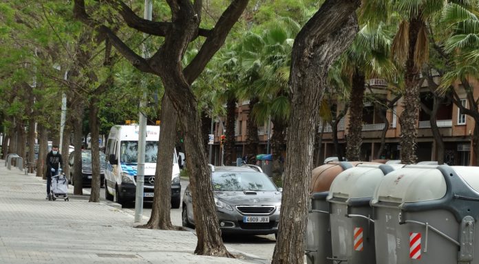 Els veïns i veïnes de la Marina demanen una neteja més efectiva als seus carrers Neteja La Marina web
