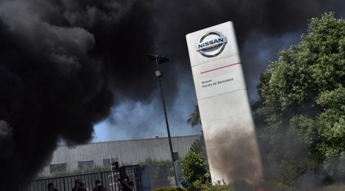 La UE rep pressions per parar el tancament de Nissan