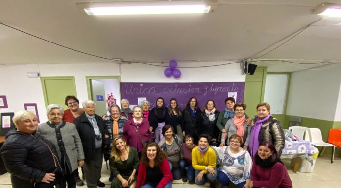 “Única, exclusiva i diferent. Així ets tu” Can Clos se suma a les reivindicacions del dia de la dona