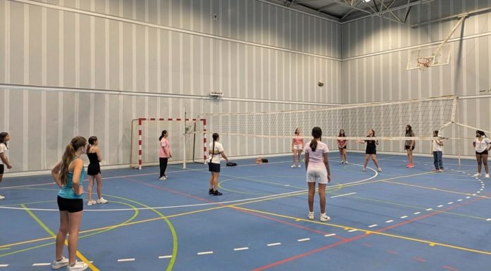 Totes i tots junts en una jornada esportiva! Institut Montjuïc