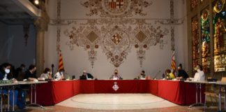 El Plenari de Sants Montjuïc es posiciona en favor als mitjans de comunicació locals
