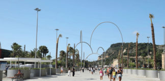 El Port de Barcelona obre al públic el moll Drassanes