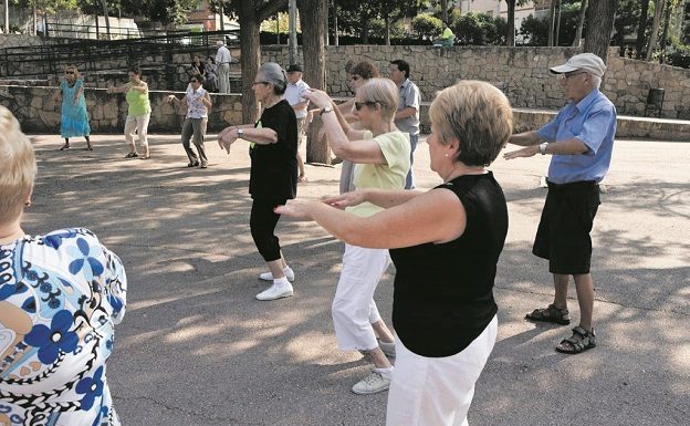 Els veins i veines de La Marina poden “activar-se” als Jardins dels Drets Humans