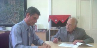 El Districte signa un conveni amb Ramon Anglès per desenvolupar el projecte Memòria viva de la Marina