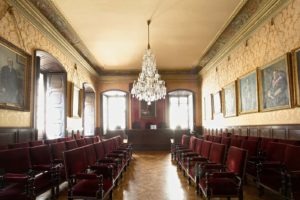 La Setmana de les Acadèmies porta al Palau de la Generalitat tres segles de coneixement al servei del país