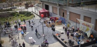 Els veïnat descobreix amb entusiasme la Chalmeta