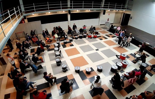 La Sala Pepita Casanellas acull l’espectacle “Poesia Contra el Racisme”