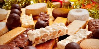 Torrons, polvorons i neules, per la campanya solidària nadalenca