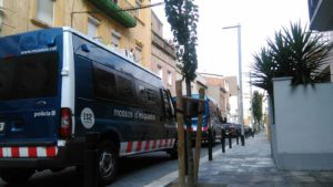 Escorcoll policial al carrer de l’Aviador Ruiz de Alda