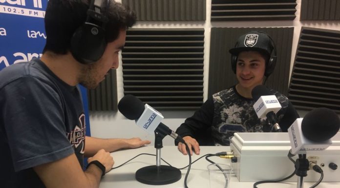 Erfus visita el Connexió La Marina i rapeja en directe