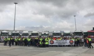 L’associació de transportistes del port de Barcelona convoca una setmana de mobilitzacions