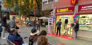 Els comerços de la Marina acullen l’Òpera al Comerç