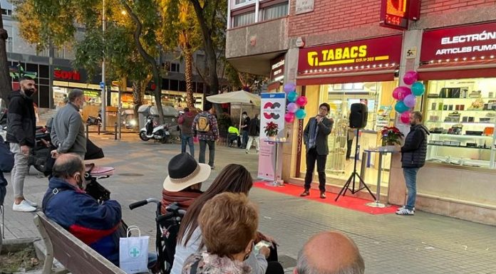 Els comerços de la Marina acullen l’Òpera al Comerç