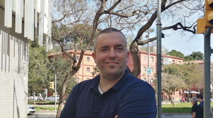 “Quan comprem, cada dia decidim a qui volem fer costat,”