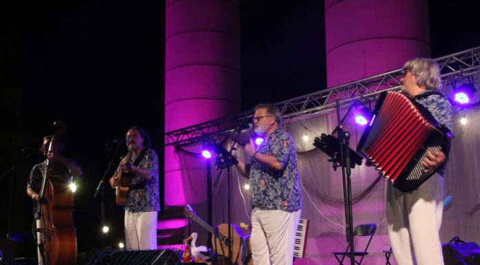 Havaneres amb nit tòrrida i el fresc de Montjuïc