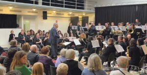 Homenatges, reconeixements i tributs als afectats per la DANA