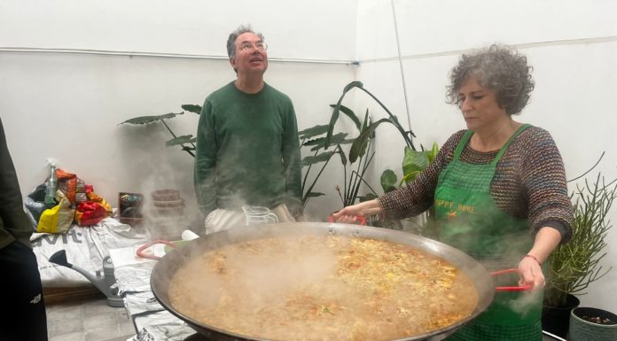 El veïnat de La Chalmeta celebra el cinquè aniversari de la primera pedra de l’edifici